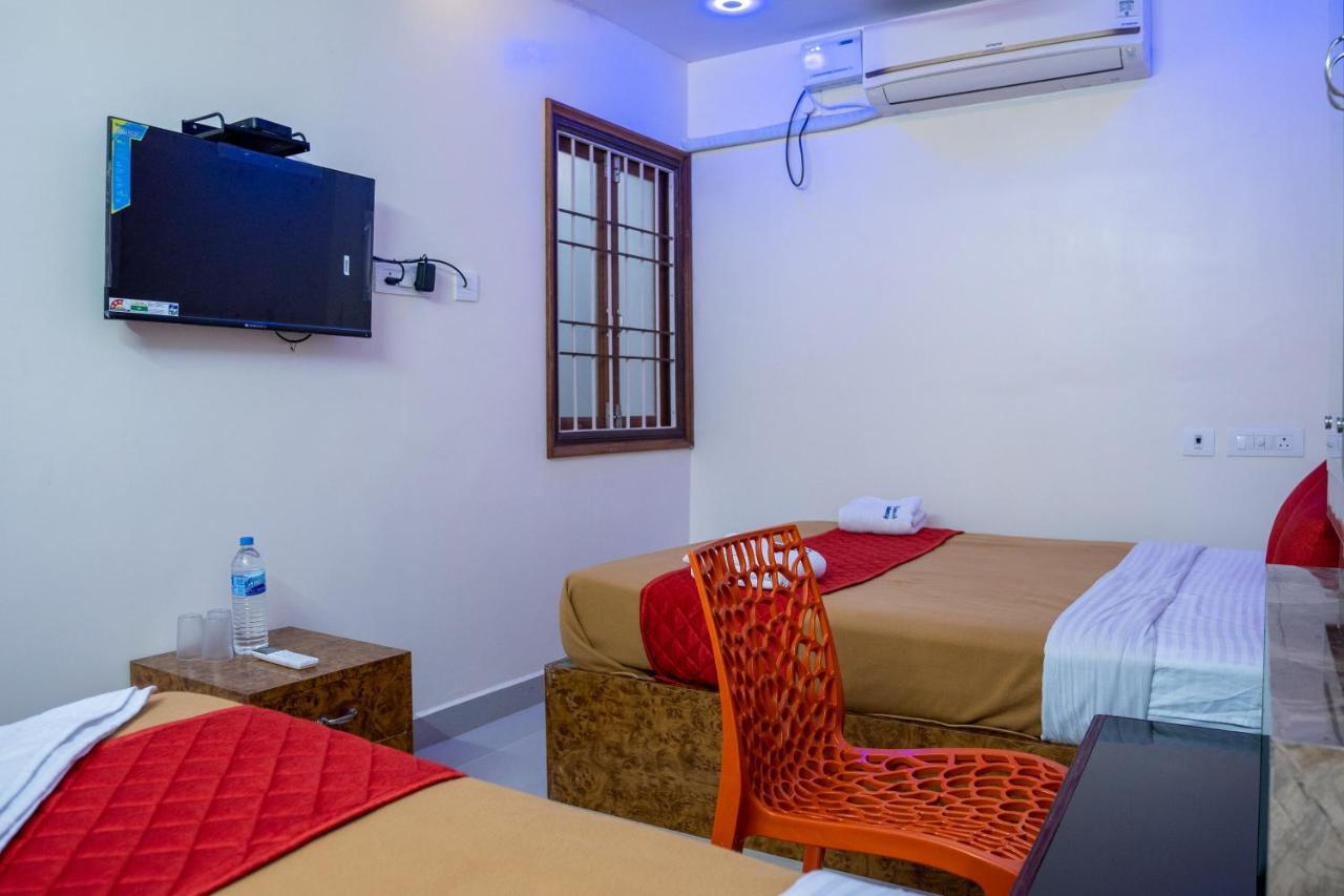 Le Suresh Guest House Pondichéry Extérieur photo