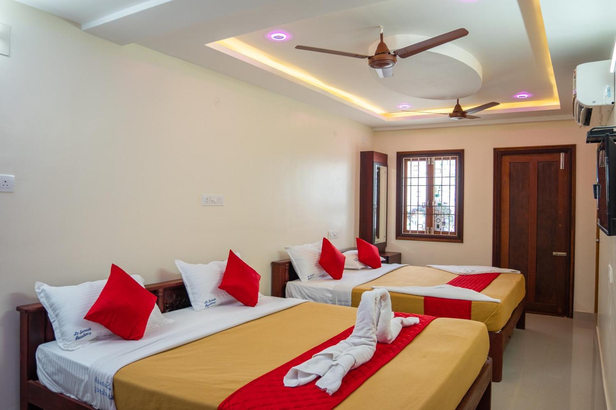 Le Suresh Guest House Pondichéry Extérieur photo